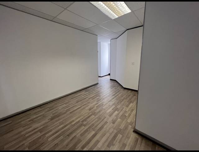 331M² OFFICE TO LET IN ROSEBANK